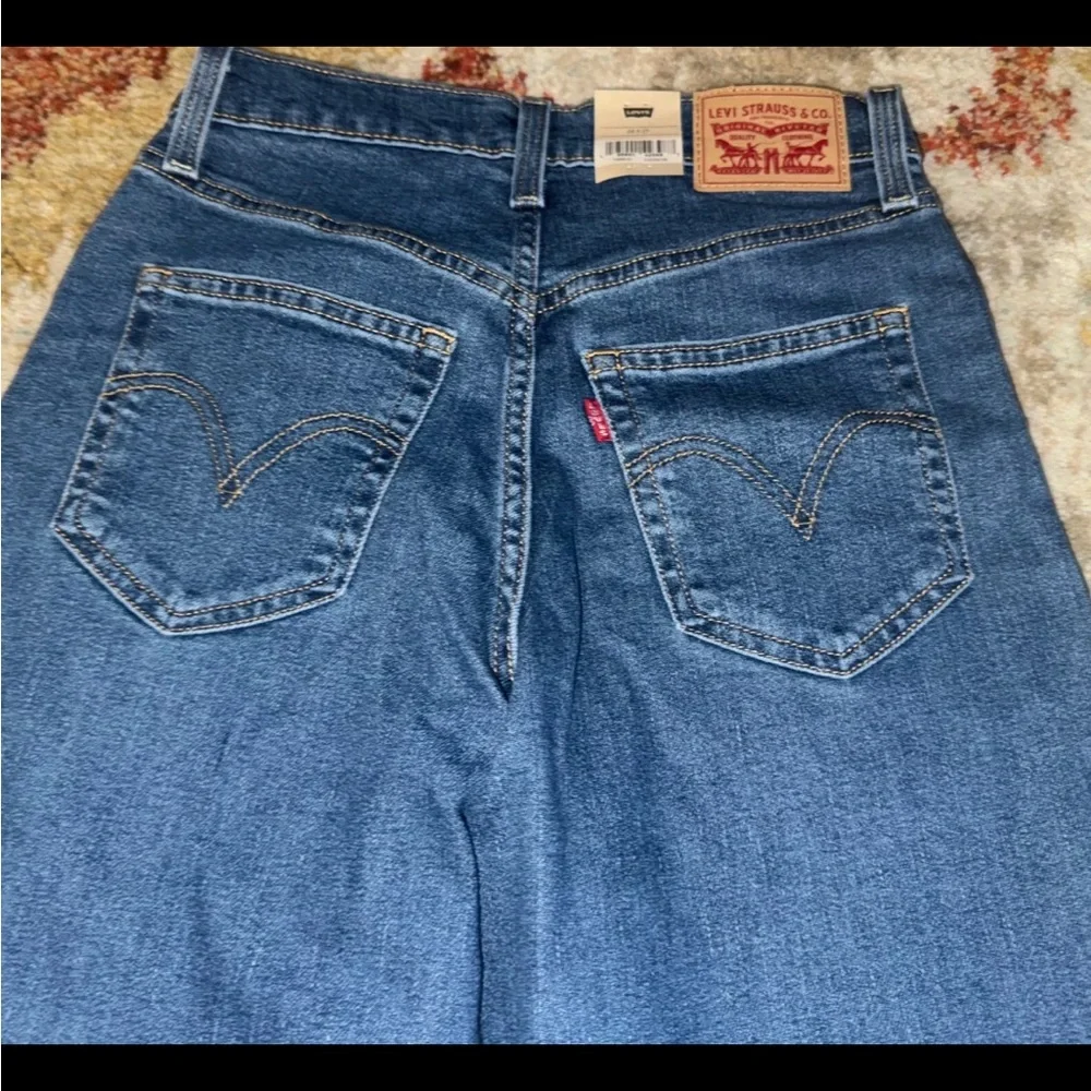 Women Levi Strauss Ribcage Straight Ankle Button Fly High Jeans Levi's Sz 26x27 - Picture 9 of 9